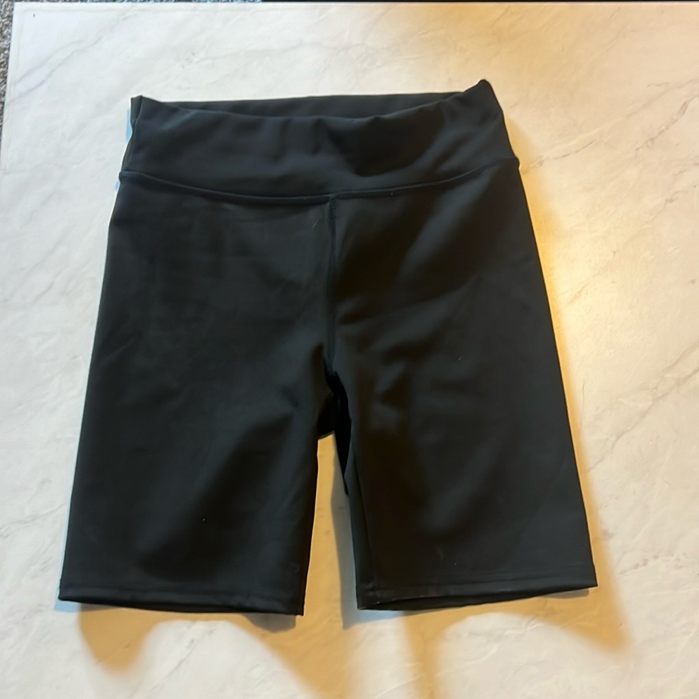 Athletic biker shorts
